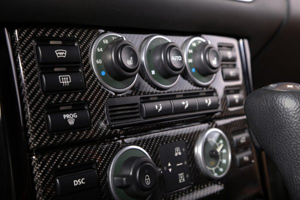 Range Rover от българското ателие Carbon Motors