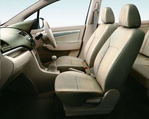 Maruti Suzuki Ertiga - миниван със 7 места на базата на Swift 