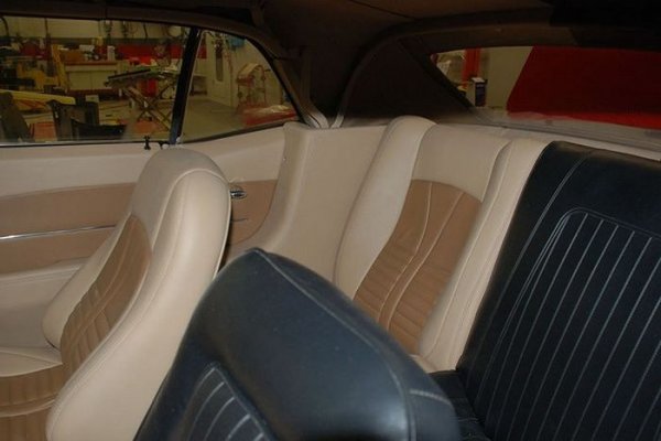 Две в едно - Chevrolet Camaro от застрахователната компания State Farm