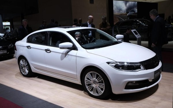 Китайските коли обикновено са некачествени, лошо сглобени и дори опасни на пътя. Седанът Qoros 3 е доказателството, че тази теза може да бъде оборена. И нещо важно – Qoros 3 има интересен дизайн, без да е копие на някой популярен западен модел. И е първият китайски модел, получил 5 звезди на краштестовете на Euro NCAP.