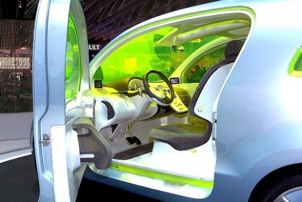 Renault ZE Concept / Автомобилен салон Париж 2008