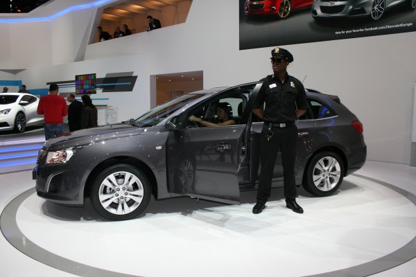 Женева 2012 / Chevrolet Cruze Wagon