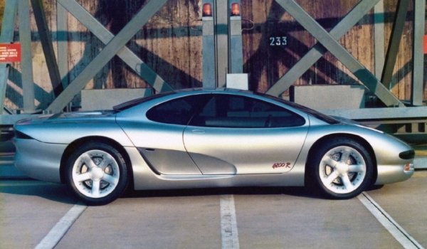 Механично той разполага с усъвършенствана система за активно окачване, разработена от Lotus, и 4,2-литров DOHC 32-клапанов V8, който може да изплюе 350 к.с. Концепцията беше посрещната с изключително положителна реакция от обществеността и пресата, но въпреки стотиците запитвания, ръководството не даде зелена светлина за разработването на производствена версия.