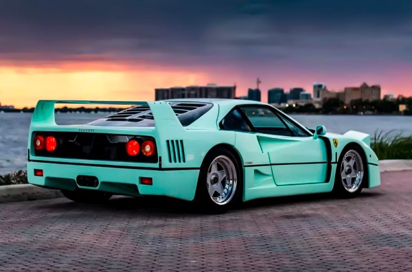 Преди 16 години, след завършване на работата, автомобилът получава сертификат Ferrari Classiche за съответствие с оригиналната спецификация. Оттогава е сменил собственика си три пъти. Първите двама искат да боядисат каросерията в червено, но следващият собственик решава да добави историческо съдържание към екстериора. Ferrari 250 GTO, управлявано от Стърлинг Мос, е боядисано в същия нюанс Verde Pallido.
