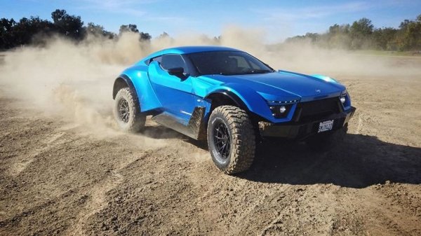 Laffite X-Road е офроуд спортен автомобил, произведен от Laffite Supercars в партньорство с няколко други компании, което вероятно обяснява неговата огромна начална цена от 465 000 долара. Забележително е, че Антъни Джанарели създаде външния дизайн, фирмата G-TEC построи шасито, а Team Virage Group завърши концепцията.