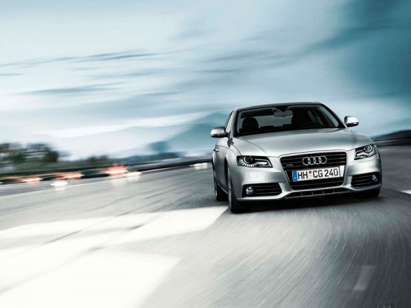 Audi A4 3.0 TDI DPF tiptronic quattro&reg;