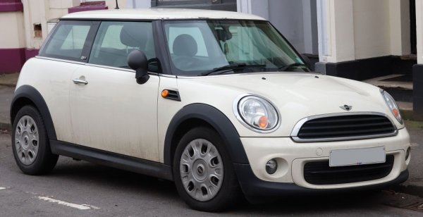 Фейслифтът на второто поколение на MINI се представя доста по-добре от първото, с коефициент 14.4 и пробег от 95 000 км. 
