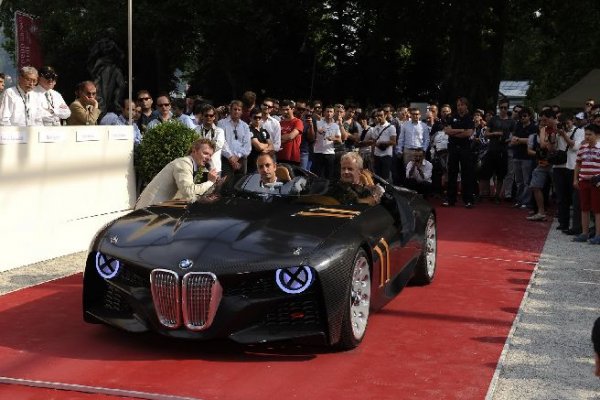 Кадри от конкурса за дизайн Concorso d&rsquo;Eleganza Villa d&rsquo;Este 2011.