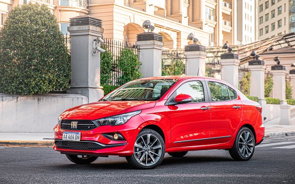 Ето още един стилно изглеждащ седан, който е производство на Fiat. Той и брат му - хечбекът Argo, се представят много добре на пазарите в Южна Америка, където си поделили влиянието. Cronos се прави в Аржентина, а Argo - в Бразилия.

Дваата модела са изградени шасито на Fiat Punto и са оборудвани с надеждни атмосферни двигатели - 1,3-литров с 99 к.с. и 1,8-литров със 130 к.с. Цените му в Аржентина, където от модела са продадени над 400 000 бройки, стартират от 19 500 щатски долара.