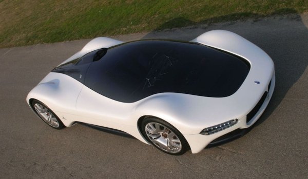 Завършваме с Maserati Birdcage 75th, концепция, създадена от Pininfarina по случай 75-годишнината на дизайнерското студио. Тя е базирана на платформата MC12 GT1, а под капака е разположен V12 двигател на Ferrari с мощност 700 к.с, съчетан с шестстепенна роботизирана скоростна кутия.
