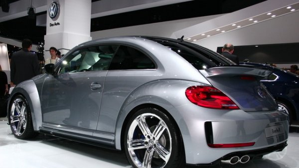 Лос Анджелис 2011 - Volkswagen Beetle R