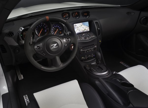 Nissan 370Z Nismo Roadster