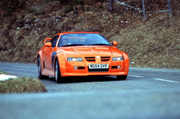 Този странно изглеждащ автомобил се появи през 2003 година, като ръководителите на марката се надяваха, че с него ще успеят да се опълчат срещу спортните седани на BMW от началото на хилядолетието. Моделът SV е един от най-редките, като в основата му е италианският Qvale Mangusta. Купето с карбонова каросерия се задвижва от 4,6-литров V8 на Ford, развиващ 320 к.с., като е проектирано от Питър Стивънс (същият, който участва в направата на McLaren F1).

Проблем обаче се оказа бавният производствен процес, който спъна и продажбите. В момента на пазара има две предложения, като това в цвят Garnet Red струва 49 000 лири.