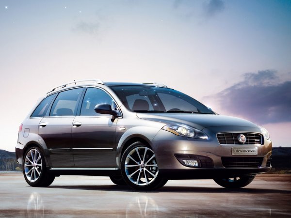 Новата Croma разполага с два бензинови и три турбо-дизелови двигатели, базовият е 1.8 16V бензин със 140 конски сили.