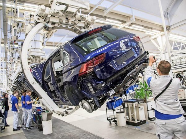 Германската марка отчита 24% спад от началото на годината. Пазарният й дял обаче е пораснал от 11.7% през първото тримесечие на 2019 до 11.9% сега. 
