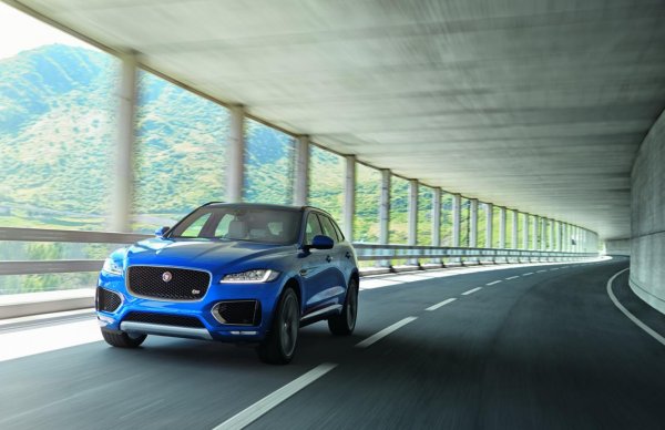 Jaguar F-PACE