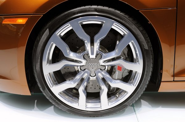 Audi R8 V10 / Детройт 2010