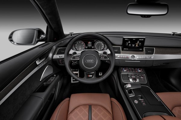 Обновените Audi A8/S8