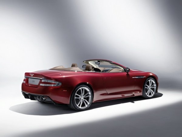 Aston Martin DBS Volante V12