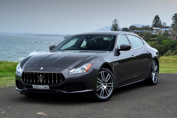 Maserati Quattroporte е спортен седан, който предлага италианското виждане за лукс. Този спортен автомобил с четири врати е от шестото поколение на модела, като мощността идва от сериозна гама двигатели, включваща турбодизелов V6, както и бензинови V6 с двойно турбо и V8. През 2016 г. имаше много хора, които бяха готови да платят над 100 000 долара за тази кола, но 5 години по-късно нейната цена е паднала с над 72%, което означава, че седанът може да се купи за около 30 000 долара. 