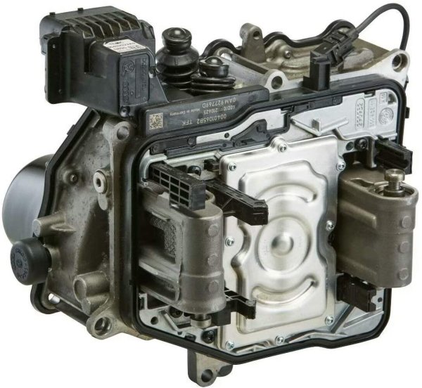 Колите с прости евтини роботизирани скоростни кутии с един съединител и мехатроник са лош вариант за закупуване на старо. Първо, при тях съединителят обикновено изкарва не повече от 50 000 км. И второ – мехатроникът (устройството, което отговаря за превключване на предавките) не е никак надежден. Той прегрява без видима причина и без да дава признаци за това, което означава, че автомобилът ви просто ще ви остави някъде на път.