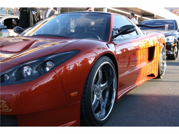 Външно доработена Acura NSX / Honda NSX