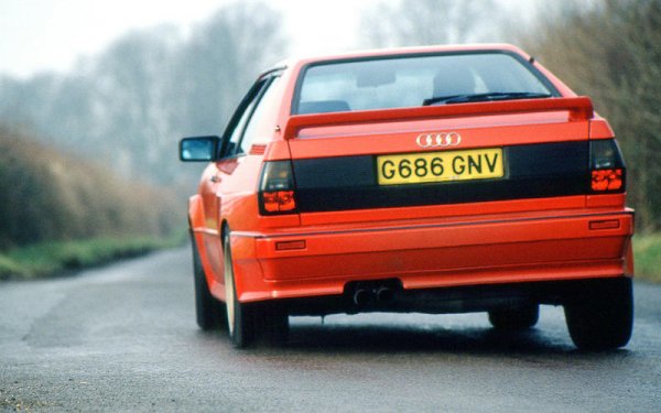 А поведението на мокро и сняг поставя нови стандарти при серийните автомобили.