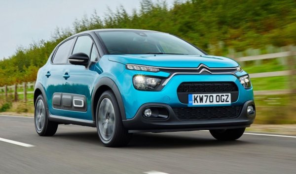 Френското супермини печели от разпродажбата на последните производствени серии от предишното му поколение - 37% ръст спрямо същия период на миналата година. 
