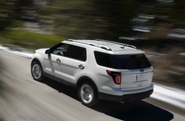 Въпреки добрата динамика и комфорт, употребяваният Explorer често се превръща в „дупка за пари“. Разходите по обслужването са високи, а използването на неоригинални части и детайли обещава бъдещи проблеми.