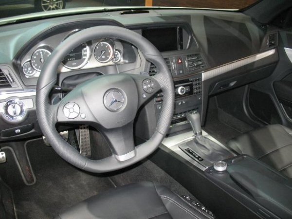 Автомобилен салон София 2009 / Mercedes-Benz Е350 BlueEFFICIENCY Coupe