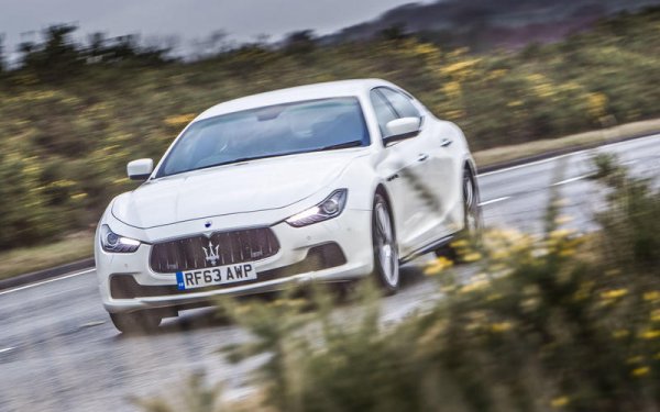 Днешният съименник на Ghibli е всекидневна кола, от която до септември 2019 г. бяха продадени над 100 000 бройки. През 2020 г. седанът ще бъде обновен, като ще се превърне в един от първите електрифицирани модели на Maserati.