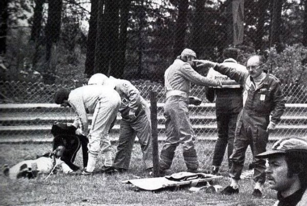 Хора като Ники Лауда, Джеки Стюърт, Джоди Шектър и Кеке Розберг го признават не само за най-блестящия пилот, но и за най-честния човек по пистите. Петнайсет години след смъртта му, синът му Жак постигна това, което баща му не успя: спечели титлата във "Формула 1". 
