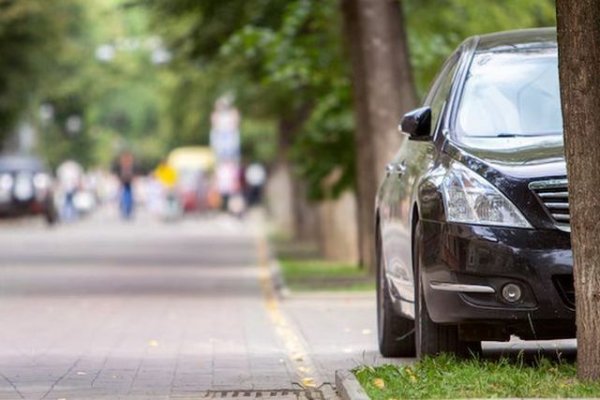 В чл. 170 се предлага добавянето на нова алинея, която ще позволи на служителите на МВР да осъществяват контрол и от "необозначени служебни моторни превозни средства". Включително с камери и радари в тях. 
