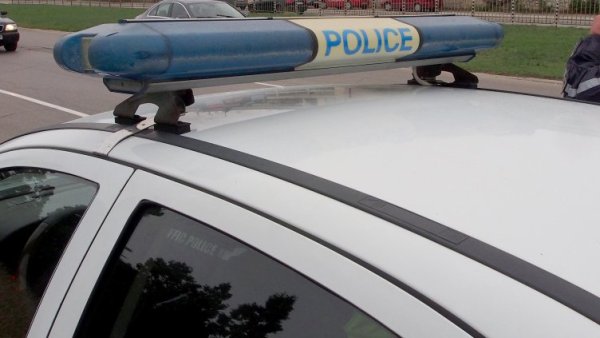 Шофьор с отнета или изтекла книжка ще бъде глобяван с 300 лева. Досега наказанието бе между 100 и 300, по преценка. 
