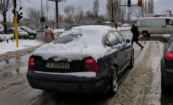 От 30 на 50 лева се увеличава глобата за водачи или пътници, които изхвърлят от автомобила предмети или вещества. 
