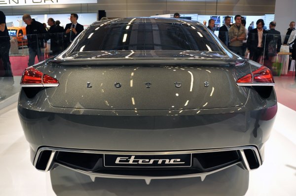 Lotus Eterne Concept / Париж 2010
