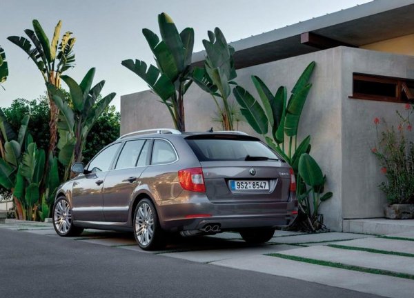 Skoda Superb Combi