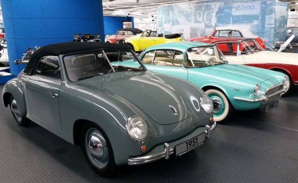 Щутгартската фирма Dannenhauer & Stauss превръща "Костенурката" в спортен автомобил в стила на Porsche 356. Отзад на машината е поставен 1,3-литров двигател с мощност 40 к.с., като през 1950&ndash;1957 г. са направени 100 такива конструкции.