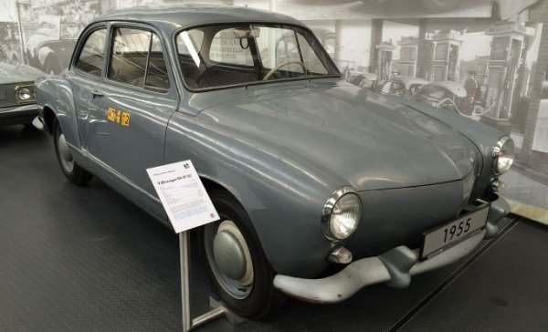 Този заводски прототип е построен съвместно с фирмата Karmann, която от 1953 г. започва да прави спортни версии на Beetle с каросерия, разработена от италианското ателие Ghia. През периода 1955&ndash;1956 г. са сглобени 15 прототипа ЕА 47&ndash;12. А няколко години след това в серийно производство излиза VW Type 3, който представлява развитие на този проект.