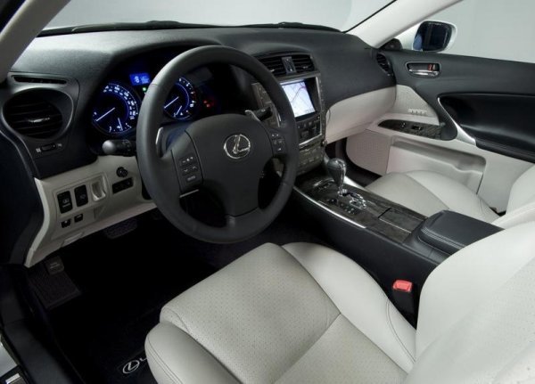 Lexus IS 350 - модел 2009