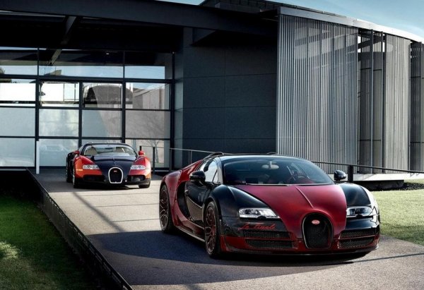 Още една рожба на маниака Фердинанд Пиех, който нарежда на инженерите си да разработят "абсолютната" спортна кола, развиваща поне 1000 конски сили. Мнозина дори се съмняват, че подобно нещо е физически възможно. Работата отнема седем години; дори и днес, 14 години по-късно, Veyron е технологично по-напредничав от повечето си конкуренти. Задвижва се от 8-литров W16 мотор с 4 турбини и с охладителна система с 10 радиатора, каквато светът дотогава не е виждал. Версията Super Sport чупи световния рекорд за скорост, развивайки 431 км/ч. 
Veyron е кръстена на Пиер Вейрон, победителя в 24-те часа на Льо Ман през 1939, а дизайнът е дело на словака Йозеф Кабан, днес главен дизайнер на Rolls-Royce. 
