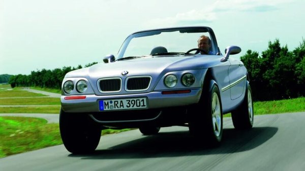Z18 е един от най-нестандартните проекти на BMW Technik - роудстър с офроуд способности и задвижване на четирите колела. Представеният през 1995 г. прототип изпреварва X5 с около четири години и показва, че BMW експериментира с идеята за открит SUV още преди този тип автомобили да стане популярен.

Z18 не стига до серийно производство, но част от разработките му не отиват напразно. V8 двигателят и опитът със системата за двойно предаване по-късно намират приложение при X5.
