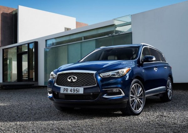 Infiniti QX60 - поевтиняване с 46,9%