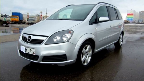 Още едно потвърждение, че любовта към минивановете няма никакво намерение да отмира у нас. В тази статистика са включени и 43 бройки Vauxhall Zafira.
