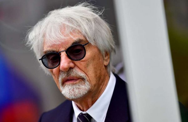 Бърни не се занимава с производство на автомобили, но превърна Формула 1 в световен феномен и в най-гледания моторен спорт в света. Той натрупа милиарди от изграждането на бизнес империята Формула 1, която скоро ще поеме по нов път с новия си основен акционер Liberty Media.