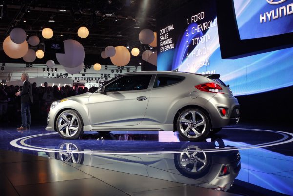 Детройт 2012 - Hyundai Veloster Turbo