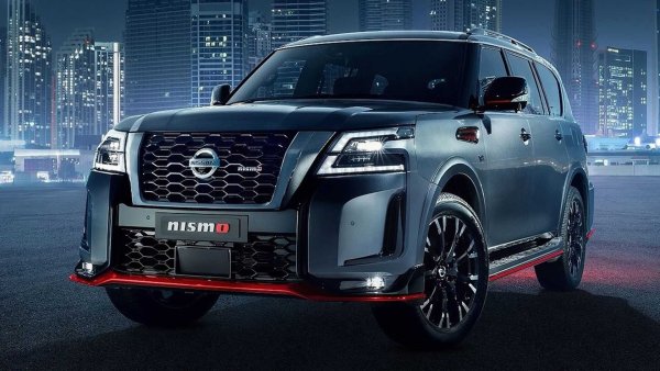 Легендарният Nissan Patrol, който изчезна от европейския пазар преди много години, продължава да се радва на сериозен интерес на други континенти, въпреки че е много различен от оригинала. Предлага се и спортна версия NISMO чийто 5,6-литров V8 атмосферен двигател развива 434 к.с. и 560 Нм.