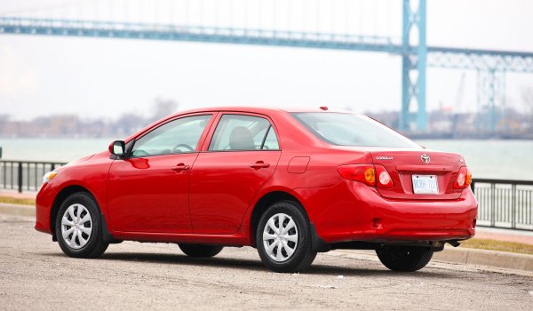 Проблемите с надеждността не спряха дотук, тъй като много от клиентите се оплакаха от повредени водни помпи, които доведоха до прегряване на двигателите и съответно до големи щети, последвани от скъпи ремонти.
