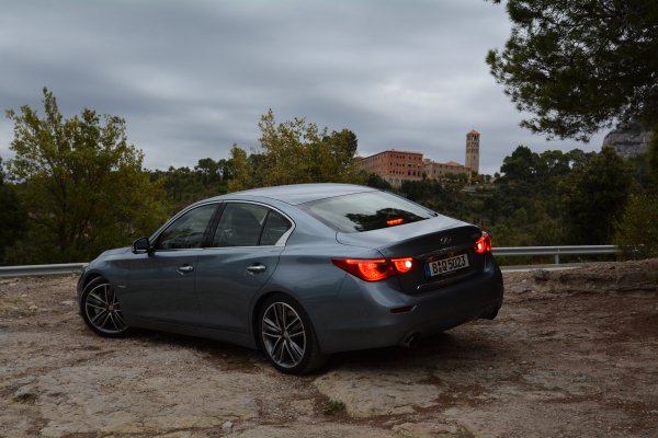 Infiniti Q50