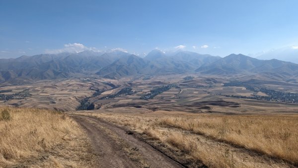 Гледка край село Горна Майовка